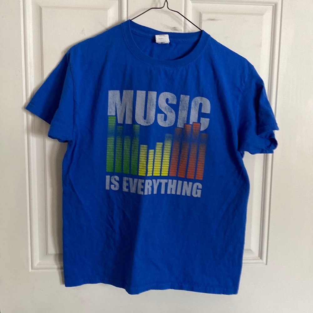 Child’s size Large T-shirt gildan heavy cotton